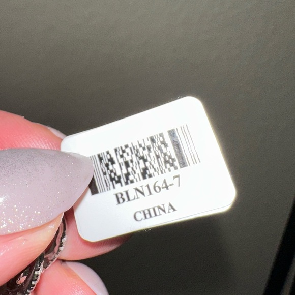 Flower Diamond and Silver Floral Ring, lab diamonds with an open sty… - Picture 4 of 8